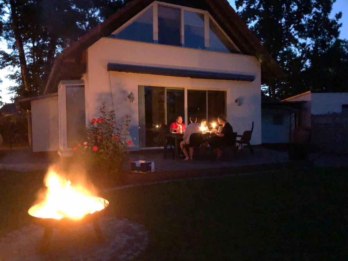 Ferienhaus Direkt An Der Spree Mit Whirlpool Und Sauna Berlin Zewnętrze zdjęcie